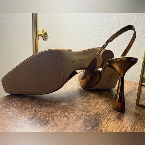 Gianni Bini Bronze Slingback Heels Size 8.5 - Picture 8 of 10